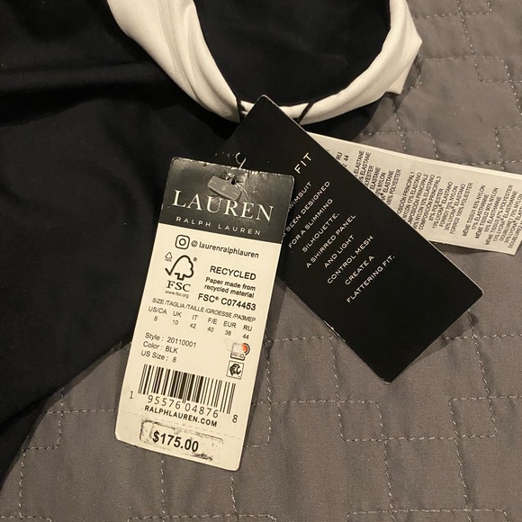 Swimsuit - Picture 2 of 3